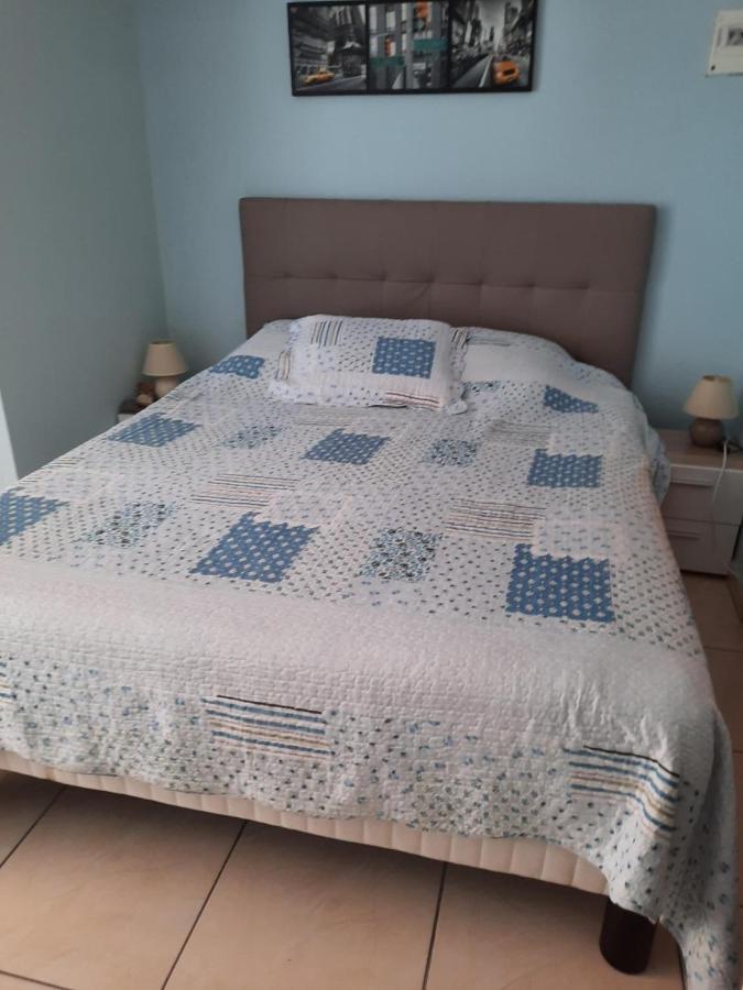 Chambre A Leucate Village Exterior photo